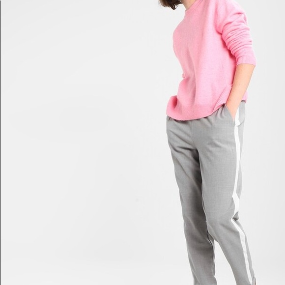 Boyfriend Joggers - Picture 3 of 9